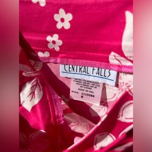 Central Falls size 8 mini skirt